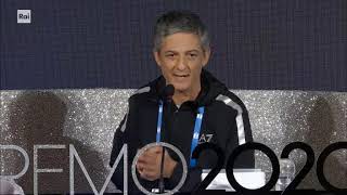 Sanremo 2020  Fiorello quotSe mi vestirò da De Filippi come avevo previsto Ci sto pensandoquot [upl. by Sussi]