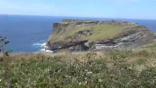 Cornwall König Arthurs Burg auf einer Klippe King Arthurs Tintagel Castle on peninsula excalibur [upl. by Anyrak411]