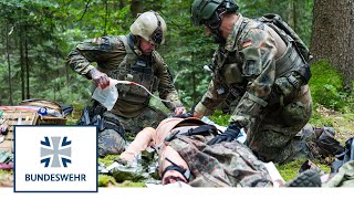 Einzelkämpfer der Sanitäter Sondertraining Taktische Verwundetenversorgung  Bundeswehr [upl. by Ronyar]