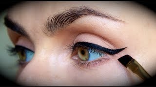 Quick amp Easy Perfect EYELINER Tutorial [upl. by Asilrak]