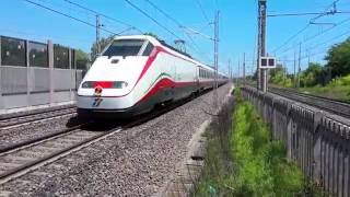 Treni velocissimi in transito2016 stazione MiraMirano Venezia [upl. by Mutat680]