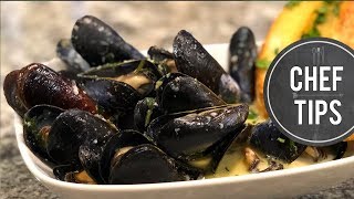 Classic French Mussels Recipe  Moules Marinière with White Wine amp Garlic Butter Sauce [upl. by Riocard214]