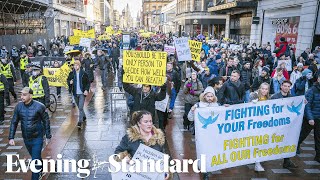 Covid Thousands of antilockdown protesters take to streets of Glasgow in Freedom Rally [upl. by Kluge]