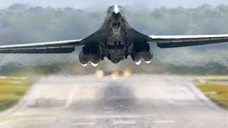 Monstrously Powerful US B1 Bomber Takes Off at Full Afterburner [upl. by Cherice]