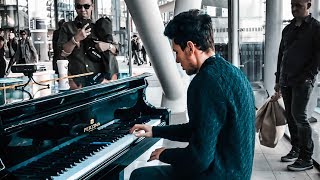 Pop Piano Medley Pt 1 2000s at Utrecht Train Station – Thomas Krüger [upl. by Ynnaej]