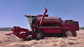 Harvest 2018 Deutz Fahr M1610 H Combine Harvester [upl. by Zildjian882]