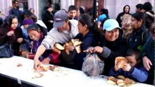 MONUMENTAL ROSCA DE REYES DESAPARECE EN 10 SEGUNDOS EN ZACATECAS [upl. by Tarra]