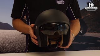 Premier Vintage Motorhelm Review  MotorkledingcenterTV [upl. by Nuaj]