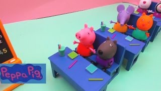 Peppa Pig deutsch Classroom Playset Unboxing  Peppa Wutz Klassenzimmer  Schoolhouse Escuela [upl. by Adnov84]