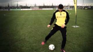 BVB Evonik Fußballschule 2012  Tricks von Robert Lewandowski [upl. by Audrie]