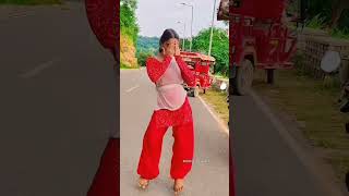 Hohoho lalala dance dancerchitra hindisong chitarkoot dancer chitrakootwaterfall love song [upl. by Mosnar978]