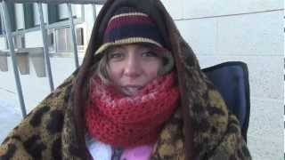 Fans wait in long lines at Lambeau Field for Donald Driver retirement announcement tickets [upl. by Ilysa624]