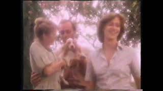 Kleenex Tissue Commercial  Tissue Softness 1982 Australia [upl. by Ssew292]