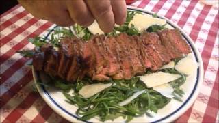 Tagliata di manzo con rucola e parmigiano ben cotta [upl. by Mercado705]