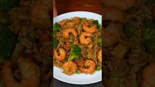 Como hacer Arroz frito chino con camarones  Comida Chinashorts [upl. by Nirahs]