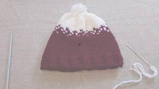 Bonnet femme jersey cote 22 jacquard au tricot [upl. by Ardnosal601]