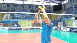 MasterClass by Valerio Vermiglio How to pass in volleyball [upl. by Eahc155]