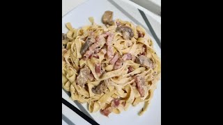 Recette des Tagliatelles à la Crème Fraîche aux Lardons et Champignons [upl. by Majka]