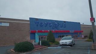 Driving by the abandoned Toys R Us [upl. by Nave]