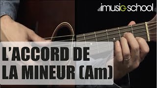 ðŸŽ¸GUITARE DÃ‰BUTANT LES ACCORDS FACILES ET UTILES quotLa mineur Amquot Cours de Paul CESARI imusicschool [upl. by Anassor]