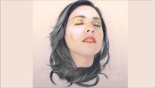 Carla Morrison – Flor Que Nunca Fui [upl. by Wiencke948]