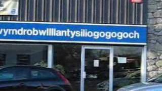 Llanfairpwllgwyngyllgogerychwyrndrobwllllantysiliogogogoch [upl. by Royo]