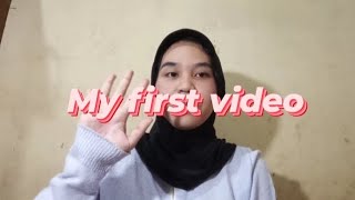 Hii 👋  Video Perkenalan Diri [upl. by Esyned]