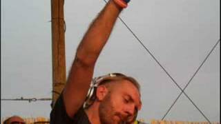 Sven Vath  Monegros 2007 TEMAZO [upl. by Anelrihs176]