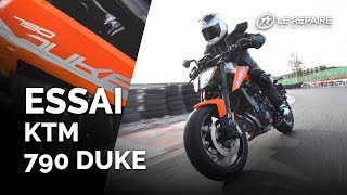 Essai KTM 790 Duke 2018 [upl. by Dubois]