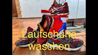 Laufschuhe waschen und reinigen [upl. by Maer286]