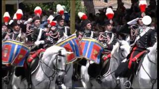 Italie une fête nationale particulière à plus dun titre [upl. by Ylek]