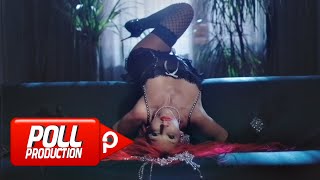 Hande Yener  Benden Bir Tane Daha Yok Official Video [upl. by Obla412]