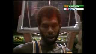 Kareem AbdulJabbar Wins the Game with Sky Hook 1979 [upl. by Coraline]