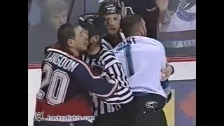 Bryan Marchment vs Darren Langdon Feb 27 2003 [upl. by Zingale]