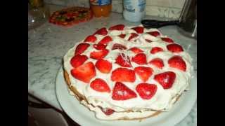 torta alle fragole torte me luleshtrydhe [upl. by Belden]