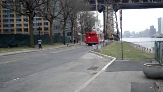 Roosevelt Island Surface Transit  Orion VII Hybrid Bus 2  Roosevelt Island F Train Station [upl. by Zach]