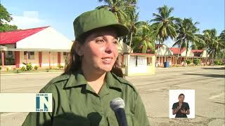 Jóvenes de Cuba concluyen preparación básica para el servicio militar activo [upl. by Anikas]