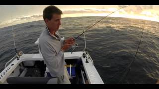 Tackletesters fishing the gold coast epic bust ups trolling casting lures [upl. by Anaibaf]