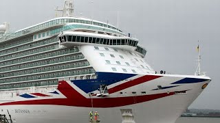 PampO Britannia crashes into oil tanker amid Mallorca storm [upl. by Dunton901]