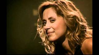 Je Taime  Lara Fabian at Live 2002 concert HD quality [upl. by Eastlake248]