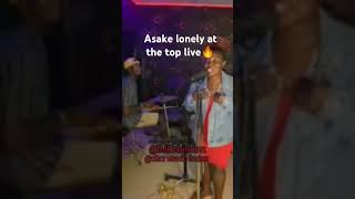 Asake lonely at the top live asakemusic afrobeatslive djrobitonzz [upl. by Meriel]