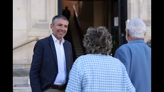 Visite de lhôtel de ville de SaintOuen [upl. by Aibos]