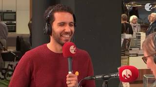 Ish Aït Hamou bij De madammen van Radio 2  live vanop de Boekenbeurs [upl. by Trudey]