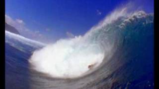 Bodysurf à Teahupoo avec Mike Stewart [upl. by Mullins]