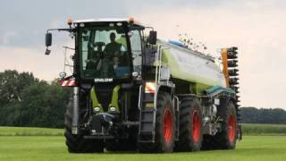 Claas Xerion Saddle Trac Unicom Oost BV  Trekkerwebnl [upl. by Pol]