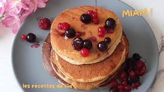 PANCAKES PROTÉINÉ recette rapide 165kcal pour 3 🥞😋 [upl. by Naimaj994]