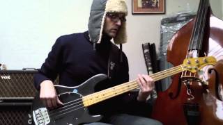 L350 Funky Bass groove in Em how to play bass [upl. by Erialb]