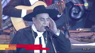 Cosquin 2018 El Chaqueño Palavecino saludó a Ángel Rozas y homenajeó a la Cabalgata de la Fe [upl. by Deaner]