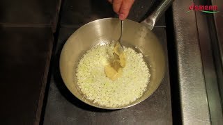 ZwiebelSenfSauce  Rezept Einfach kochen [upl. by Jocelin]