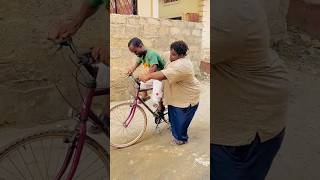 Biggie Teaching Siu to Ride a Bicycle 🚲 shorts rider funny comedy funnymoments fmcfunny [upl. by Lipinski364]